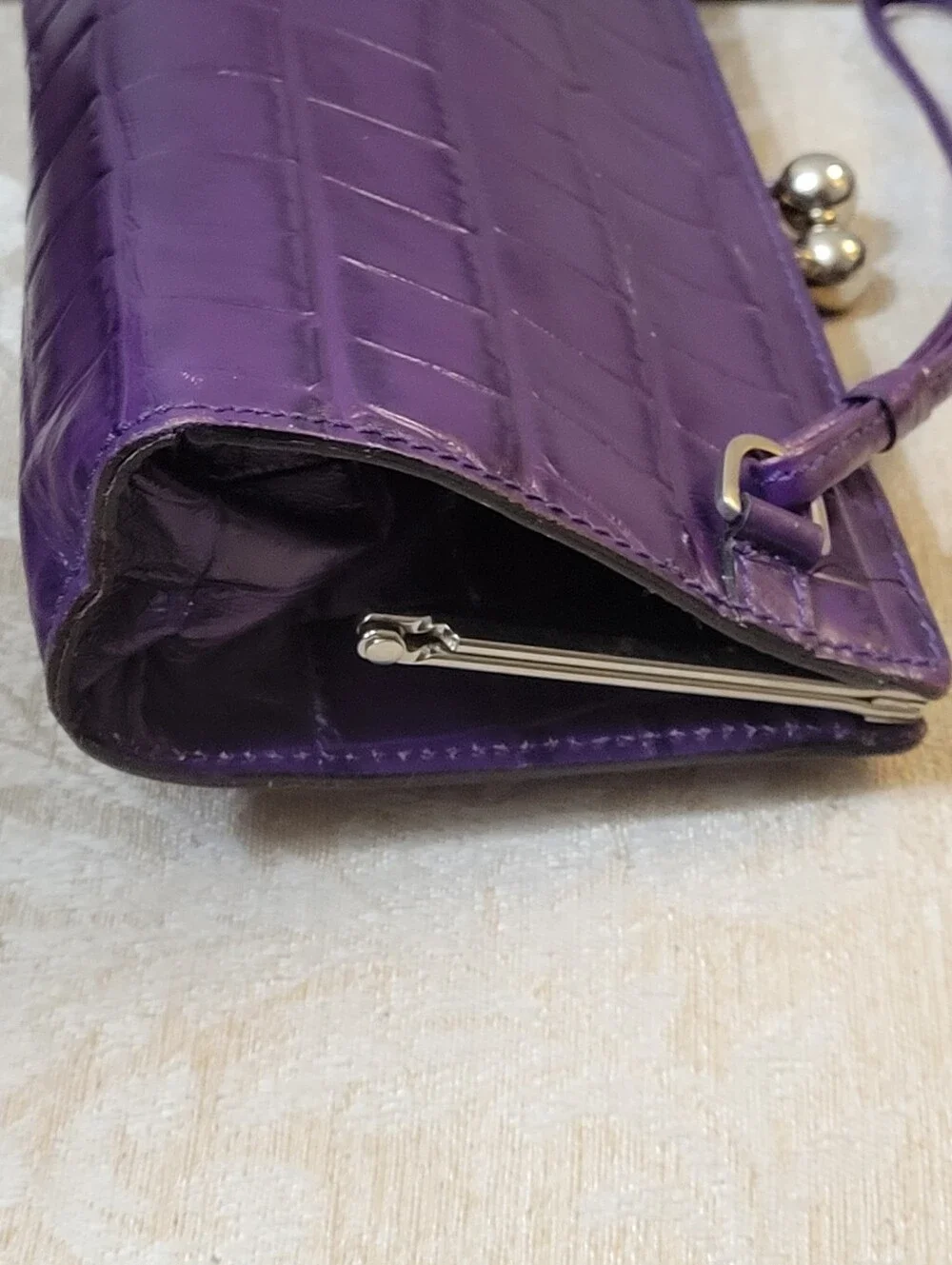 BURBERRY CLUTCH WRISTLET CROC PRINT LEATHER